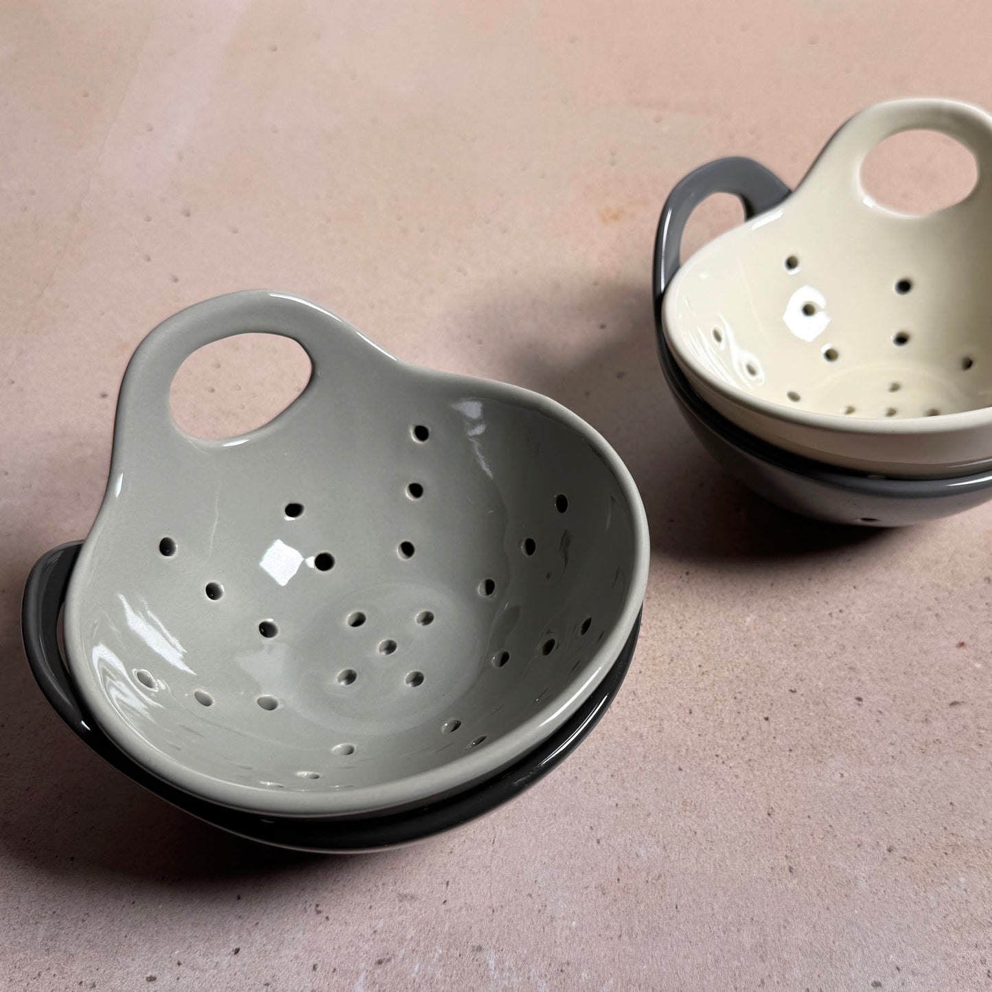 Stoneware 5" Berry Colander Bowl with Handle, Set of 4 Colors