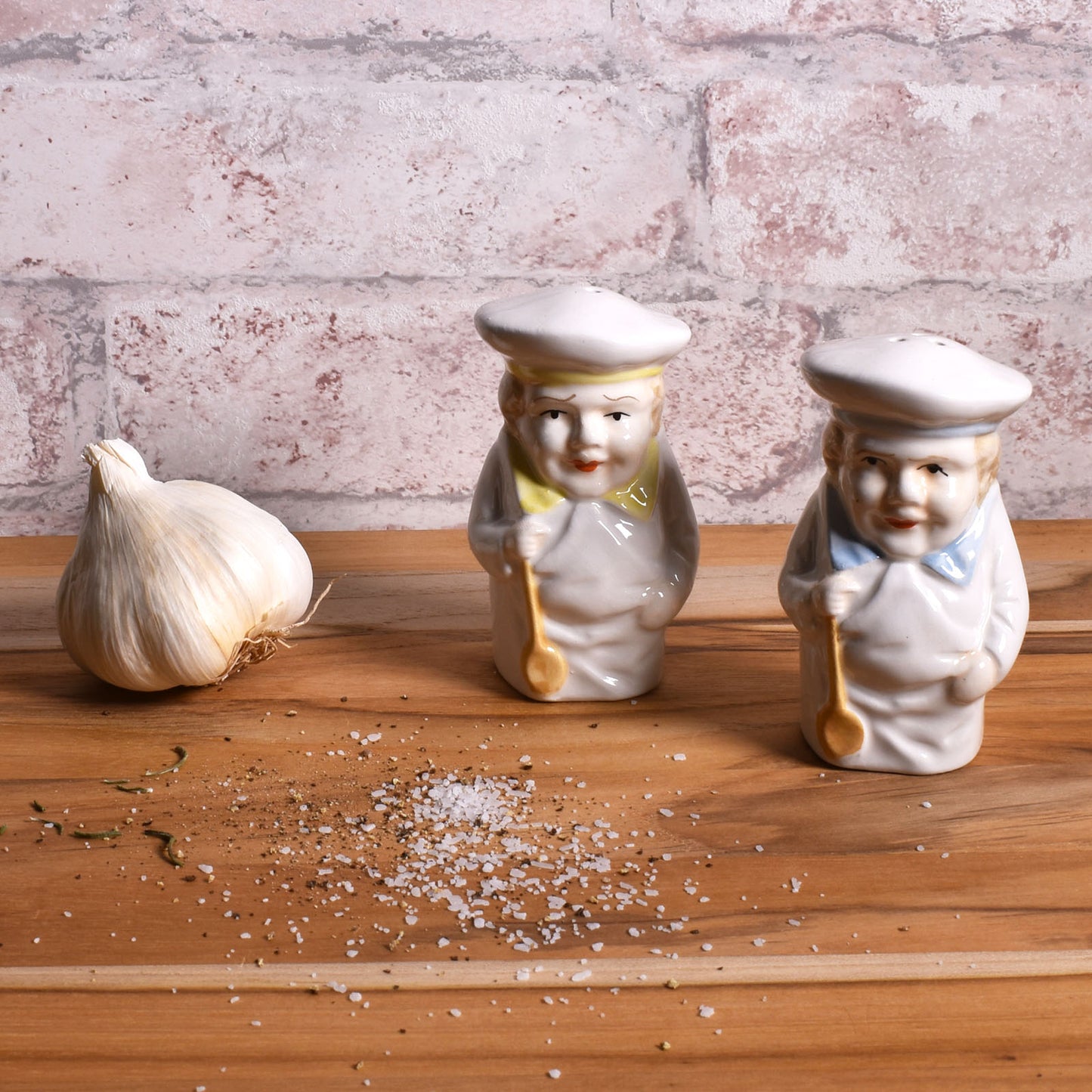 Vintage Chef 3-1/2" Ceramic Salt and Pepper Shaker Set