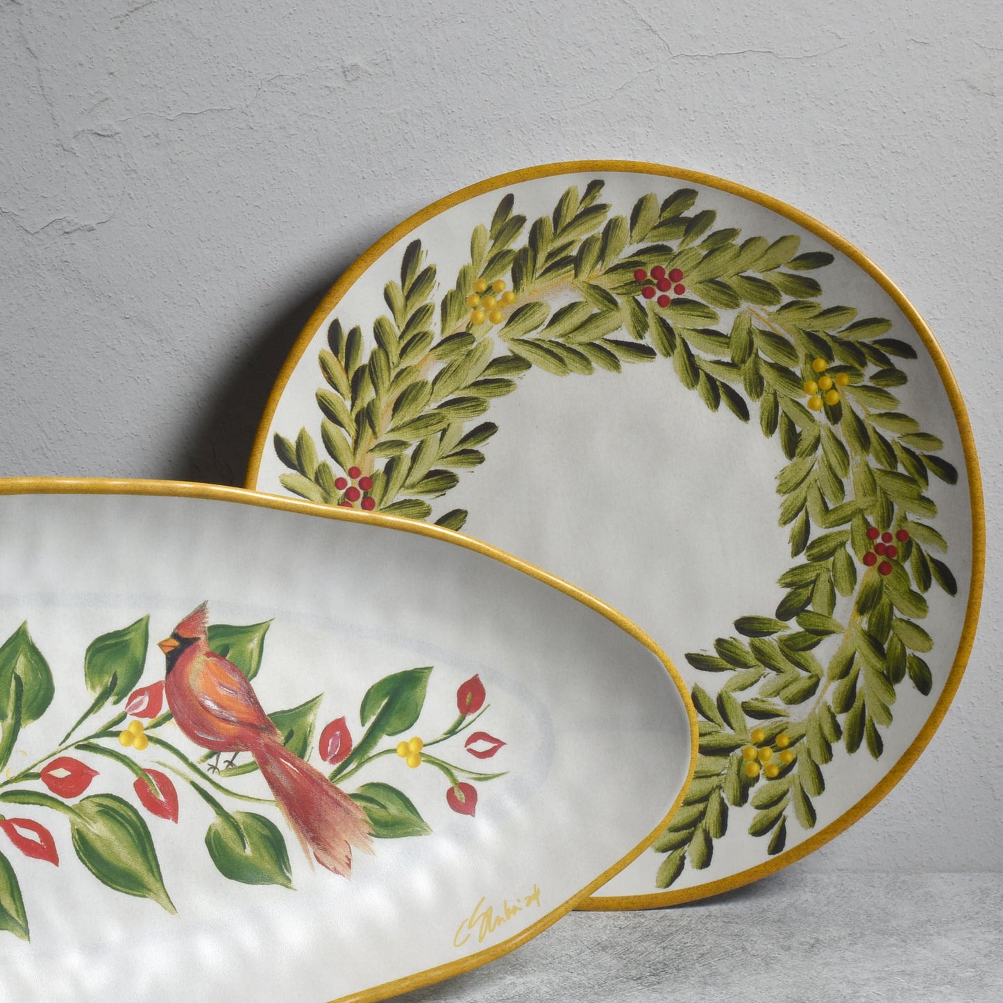 Cardinal Wreath by Carole Shiber 19" x 7.5" Oval Melamine Tray