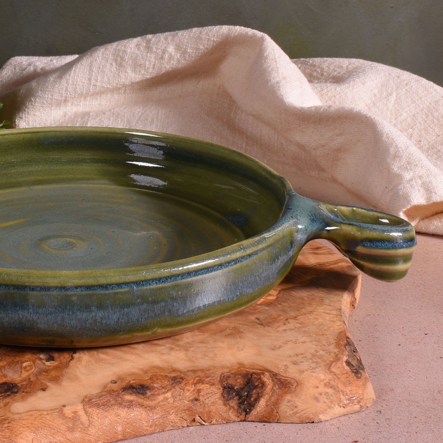 Holman Pottery 8" Round Nacho Plate Baking Dish, Sea Pearl Green Glaze