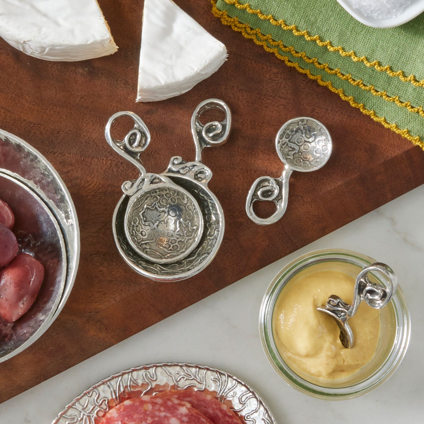 Crosby & Taylor Vineyard Handmade Pewter Measuring Spoon Set with Display Post