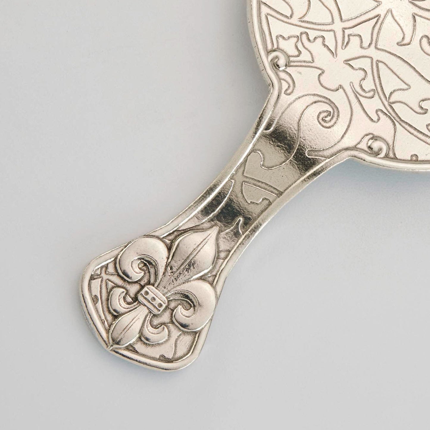 Crosby & Taylor Fleur de Lys American Handmade Pewter Spoon Rest