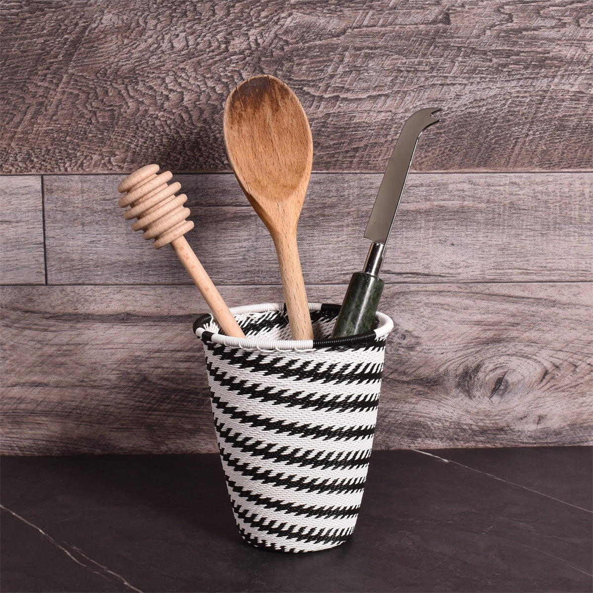 Fair Trade Zulu Telephone Wire 4-1/2 Cup, Swirl Pattern, African Eclipse