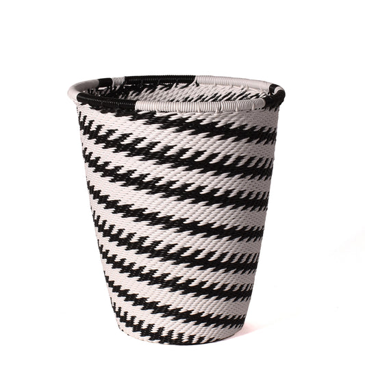 Fair Trade Zulu Telephone Wire 4-1/2 Cup, Swirl Pattern, African Eclipse