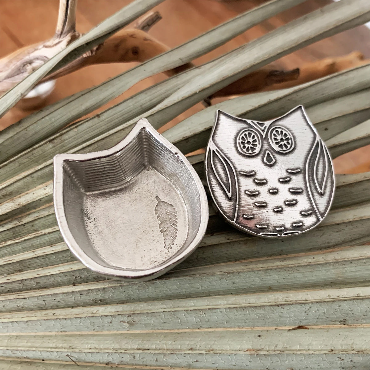 Crosby & Taylor Owl 1-1/4" Tiny Pewter Sentiment Box