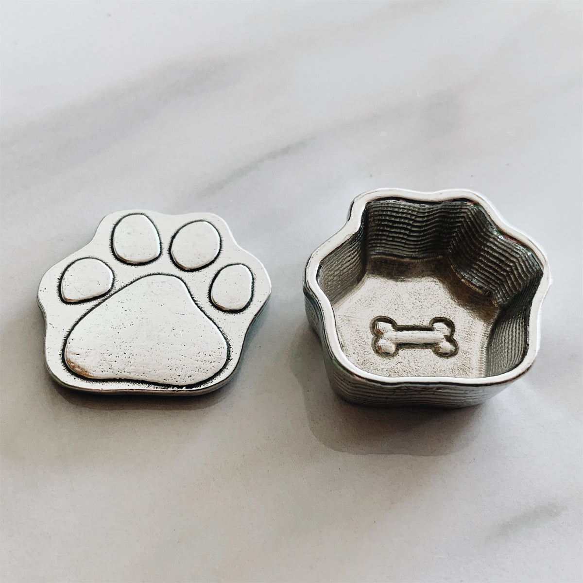 Crosby & Taylor Puppy Paw with Bone 1" Tiny Pewter Sentiment Box