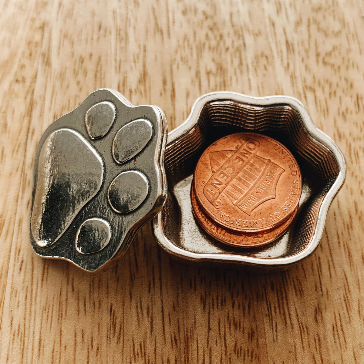 Crosby & Taylor Puppy Paw with Bone 1" Tiny Pewter Sentiment Box