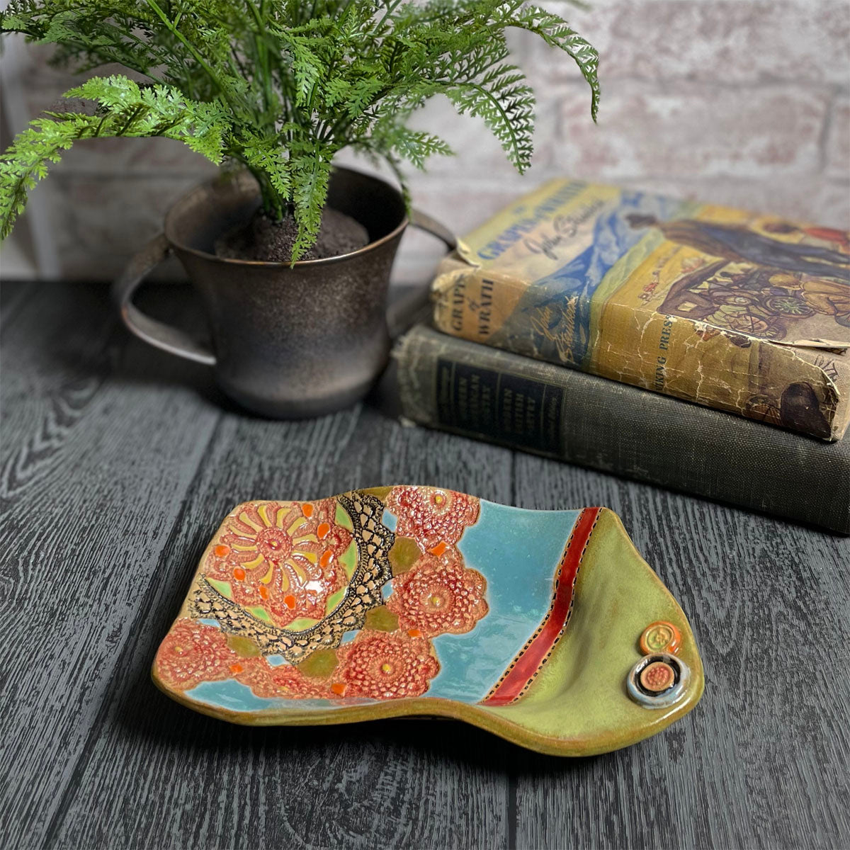 Laurie Pollpeter Eskenazi Harlequin's Flower Medium Free Form Bowl