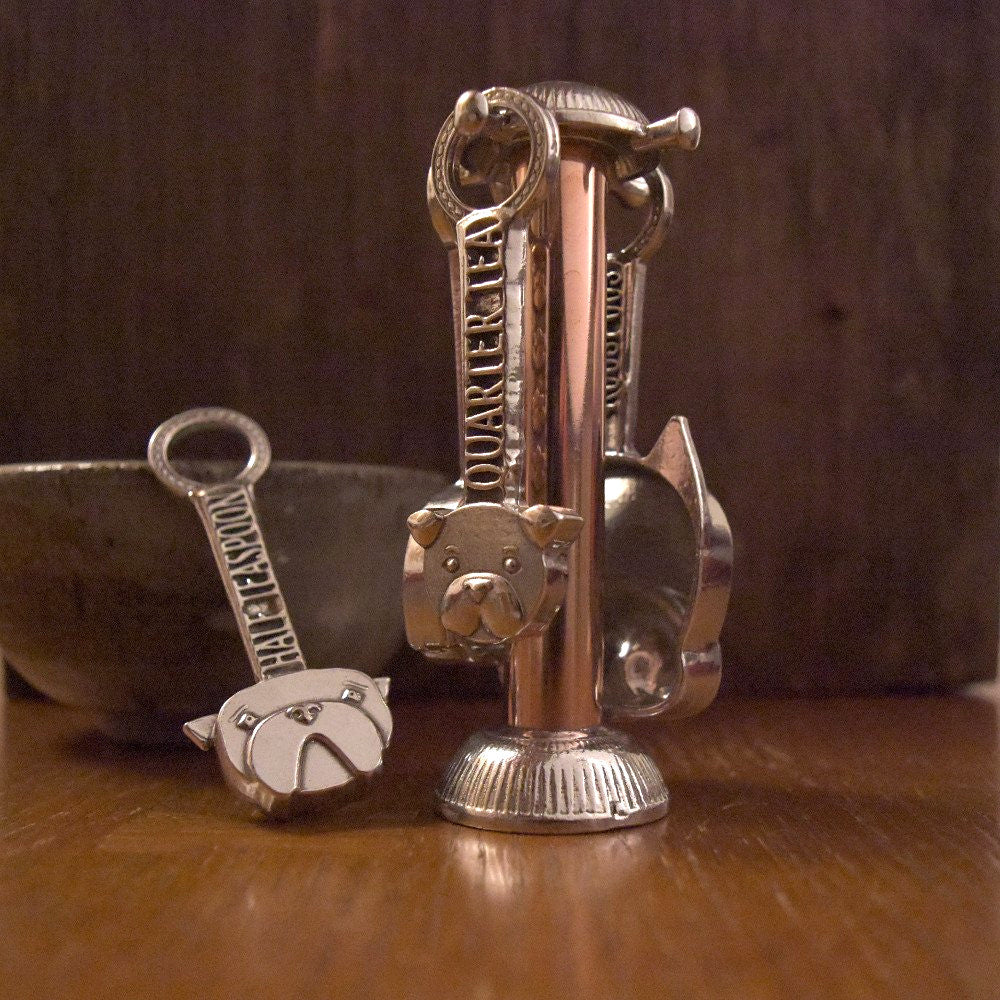 Good Dog American Handmade 5-Piece Measuring Spoon Set with Stand by Roosfoos