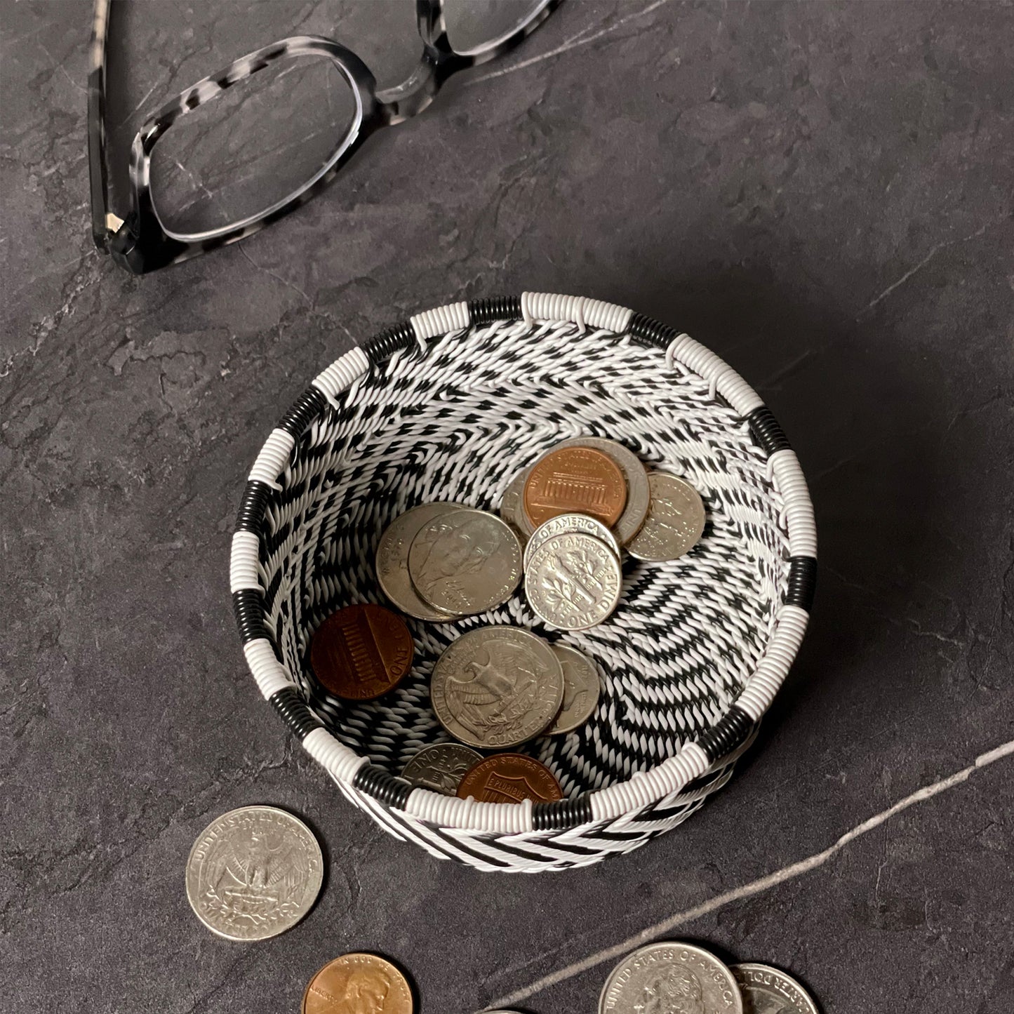 Fair Trade Zulu 3-1/2-inch Handwoven Catch-All Caddy/Wine Bottle Coaster, African Eclipse, Intricate Pattern