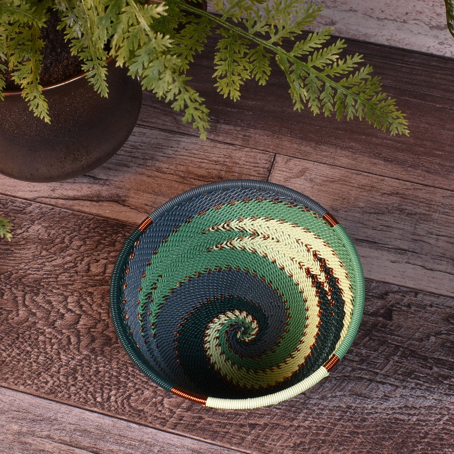 African Fair Trade Zulu Telephone Wire 4-1/2" Small Round Bowl, Emerald, Each One Unique