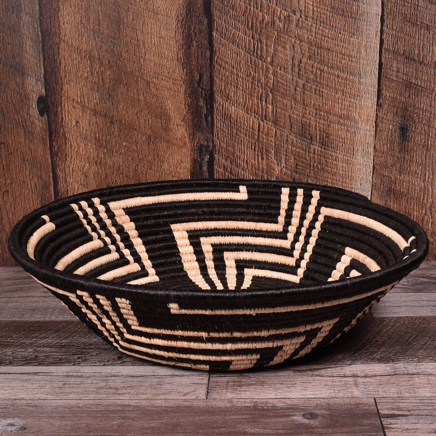 Rwenzori Lightning Bolt 15-16-inch Basket, Handwoven in Uganda, Black/Natural