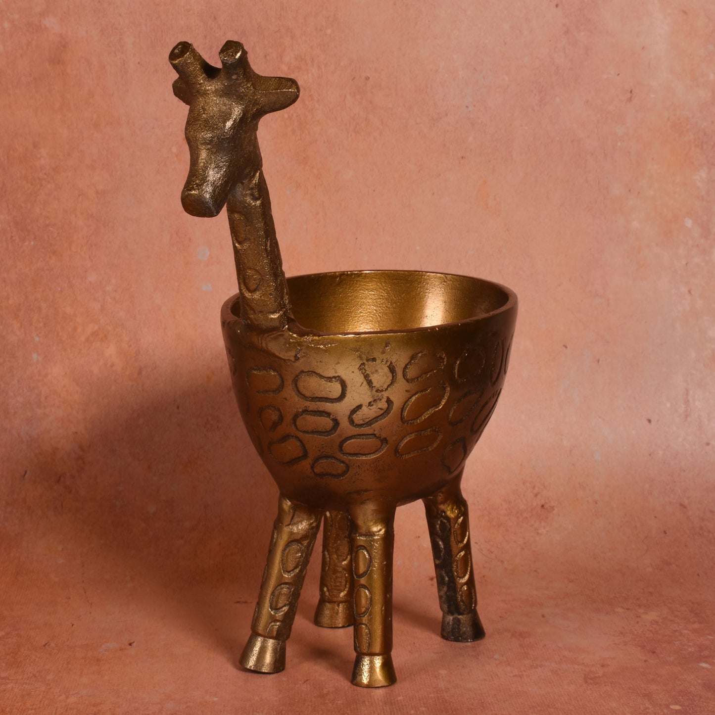 Giraffe 10.25" Cast Metal Planter Bowl Figurine, Antique Gold