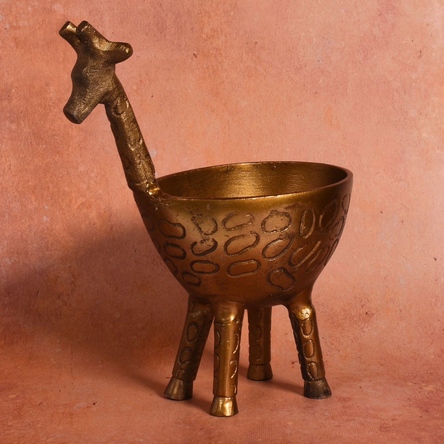 Giraffe 10.25" Cast Metal Planter Bowl Figurine, Antique Gold