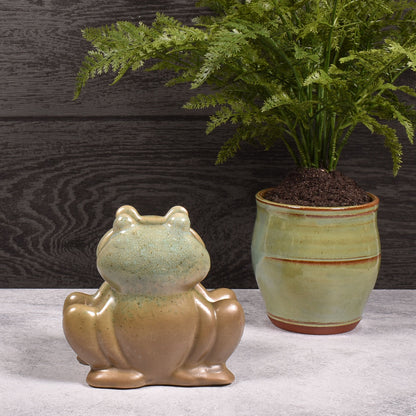 Frog Shaped Stoneware Sponge Holder, Green