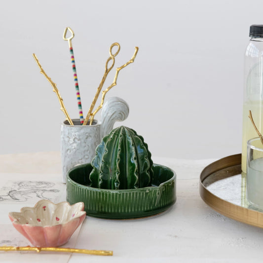 Cactus-Shaped Stoneware Juicer, Green