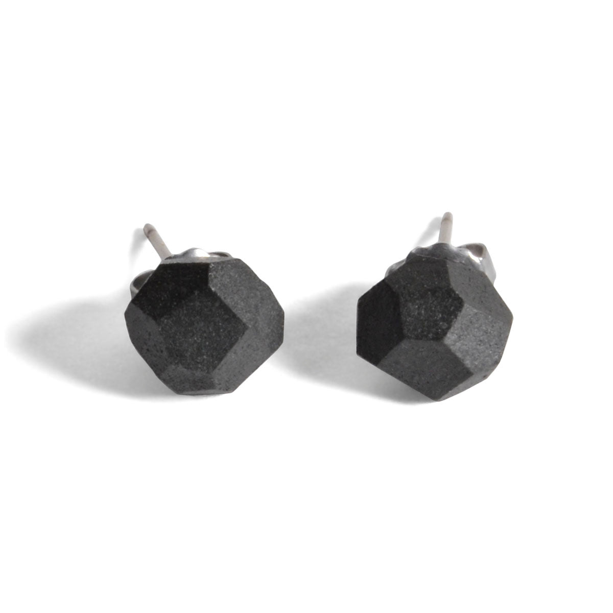 Jenna Vanden Brink Faceted Porcelain Stud Earrings, Black