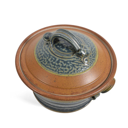 Royce Yoder Pottery 1.5-Quart Covered Casserole Dish, Tan/Ash