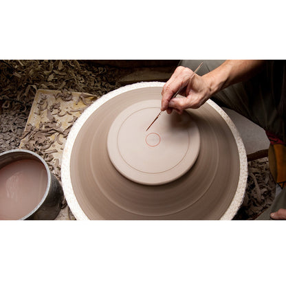 Royce Yoder Pottery 1.5-Quart Covered Casserole Dish, Tan/Ash
