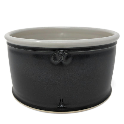 Royce Yoder Pottery 2-Quart Straight Sided Bowl, Souffle, Casserole Dish, Black/White
