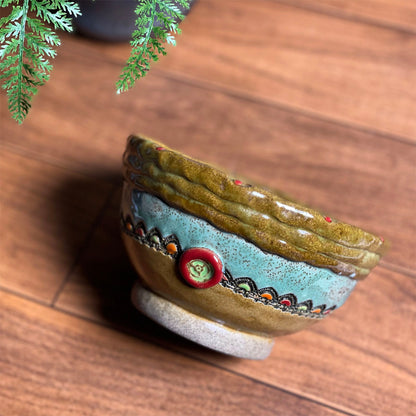Gertie's Garter 5-1/2" Round Bowl by Laurie Pollpeter Eskenazi