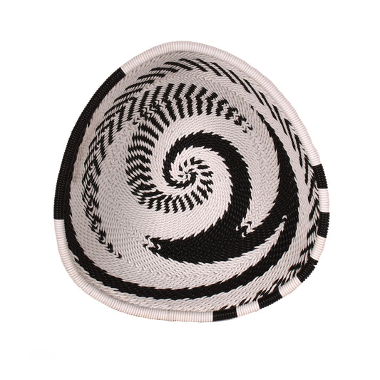 Fair Trade 4-1/4-inch Triangle Handwoven Zulu Wire Basket, African Eclipse
